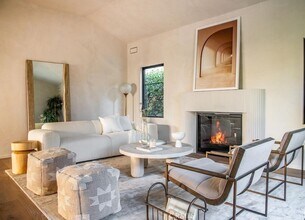 12106 Maxwellton Rd in Los Angeles, CA - Building Photo - Building Photo