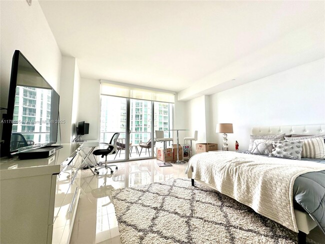 property at 1300 Brickell Bay Dr