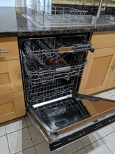 12702 Veirs Mill Rd, Unit 301 in Rockville, MD - Foto de edificio - Building Photo