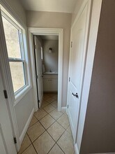 916 S. Marguerita Avenue in Alhambra, CA - Building Photo - Interior Photo
