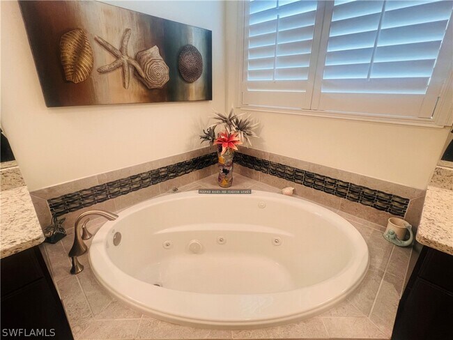 6574 Amarone Ln in Naples, FL - Building Photo - Building Photo