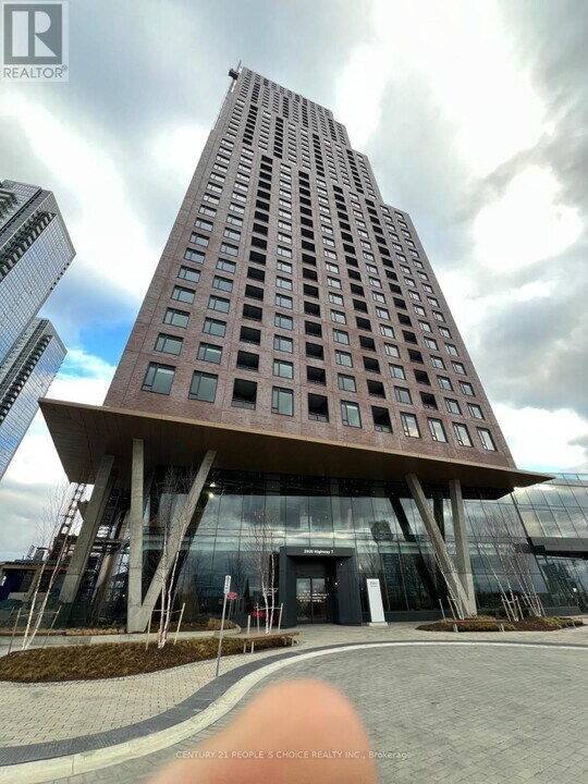 2920 Hwy 7 in Vaughan, ON - Building Photo
