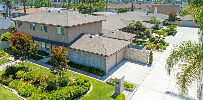 181 Del Mar Ave in Costa Mesa, CA - Building Photo - Building Photo