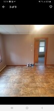 11 Trenton St, Unit 11 Trenton Street 2nd flo in Bellingham, MA - Foto de edificio - Building Photo