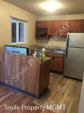 7317 SE Steele St in Portland, OR - Building Photo - Building Photo