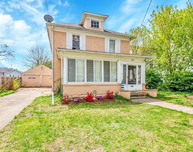 property at 507 Griswold St