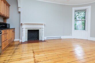 16 Cumberland St in Boston, MA - Building Photo - Building Photo