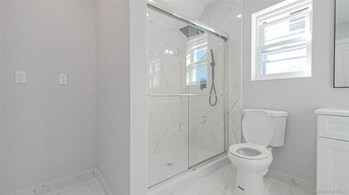 436 E 5th St in Mount Vernon, NY - Building Photo - Building Photo