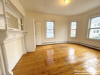 69 Calumet St, Unit 2 in Boston, MA - Building Photo - Building Photo