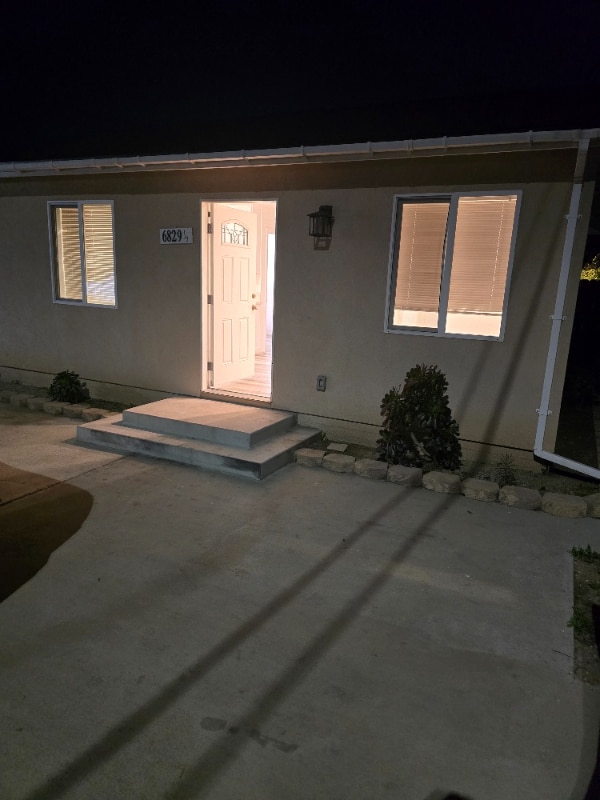 6829 Motz St in Paramount, CA - Foto de edificio - Building Photo