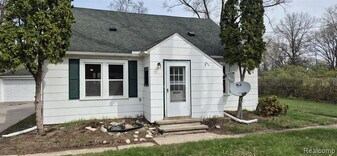 20284 Melrose St in Southfield, MI - Building Photo
