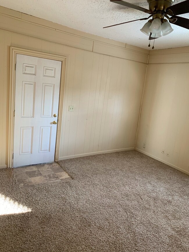 2316 W Olive St in Springfield, MO - Building Photo - Building Photo