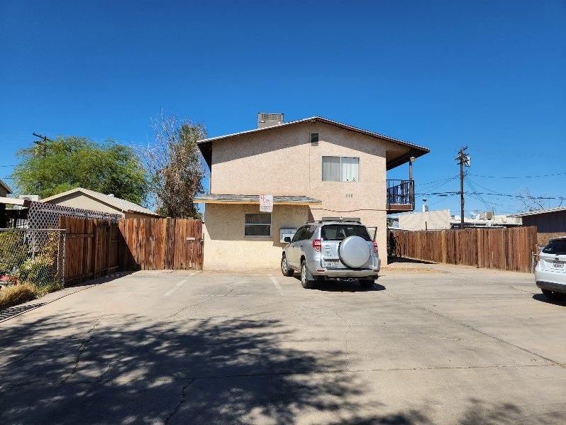 618 El Centro Ave, Unit 4 in El Centro, CA - Foto de edificio