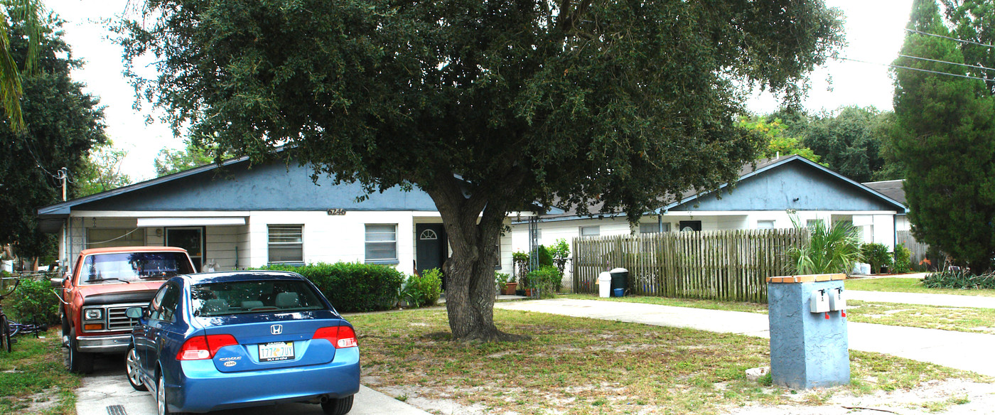 6244-6250 S Martindale Ave in Tampa, FL - Building Photo