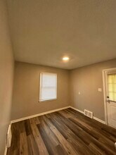 31 White St in Ecorse, MI - Building Photo - Building Photo