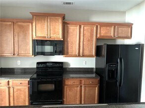 140 Oakmont Dr in Dawsonville, GA - Building Photo - Building Photo