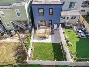 133 W 4th St in Bayonne, NJ - Building Photo - Building Photo