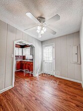 7111 NE 52nd St in Kansas City, MO - Building Photo - Building Photo