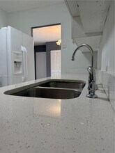 5501 NW 7th St in Miami, FL - Building Photo - Building Photo