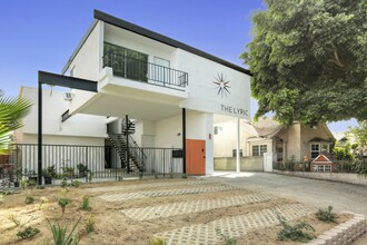 146 N Vendome St in Los Angeles, CA - Building Photo - Building Photo