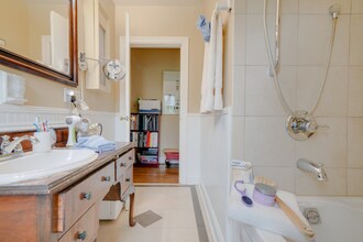 1001 Grandview Dr in Nashville, TN - Building Photo - Building Photo