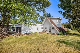 811 Palmer Dr in Greenville, MI - Building Photo - Building Photo