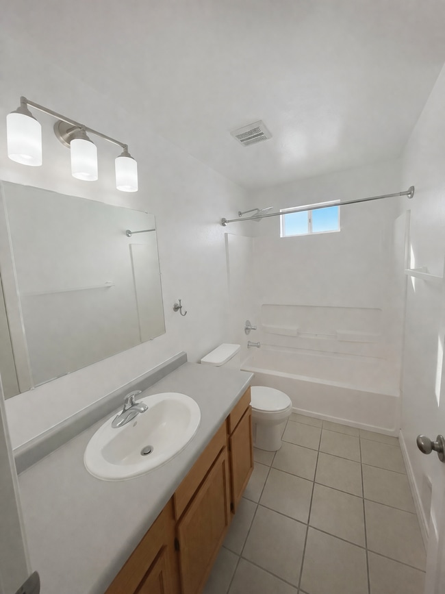 230 E Teton Rd, Unit 1 in Tucson, AZ - Building Photo - Building Photo