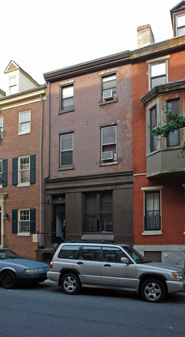 350 S 16th St in Philadelphia, PA - Building Photo - Building Photo