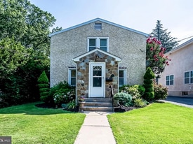 8 Walnut Ave in Wilmington, DE - Building Photo