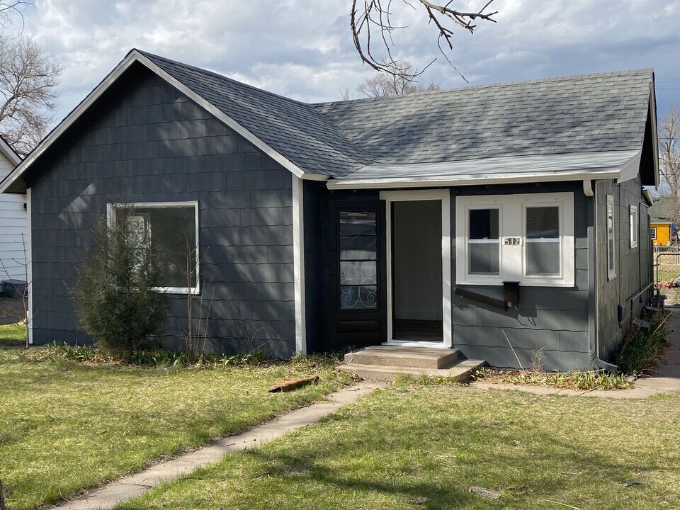 512 Hamilton St in Sterling, CO - Building Photo