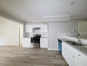 405 Silver River Dr in Montgomery, TX - Building Photo - Building Photo