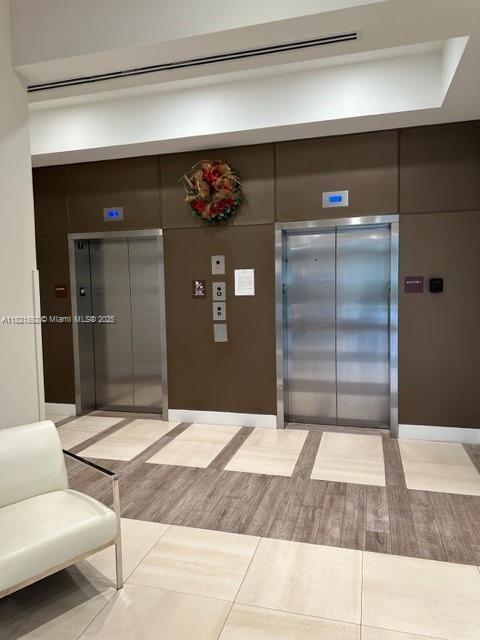 7661 NW 107th Ave in Doral, FL - Building Photo - Building Photo