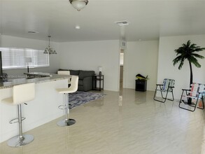 3201 Florida Ave in Miami, FL - Building Photo - Building Photo