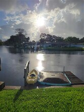 4867 Dover St NE in St. Petersburg, FL - Building Photo - Building Photo