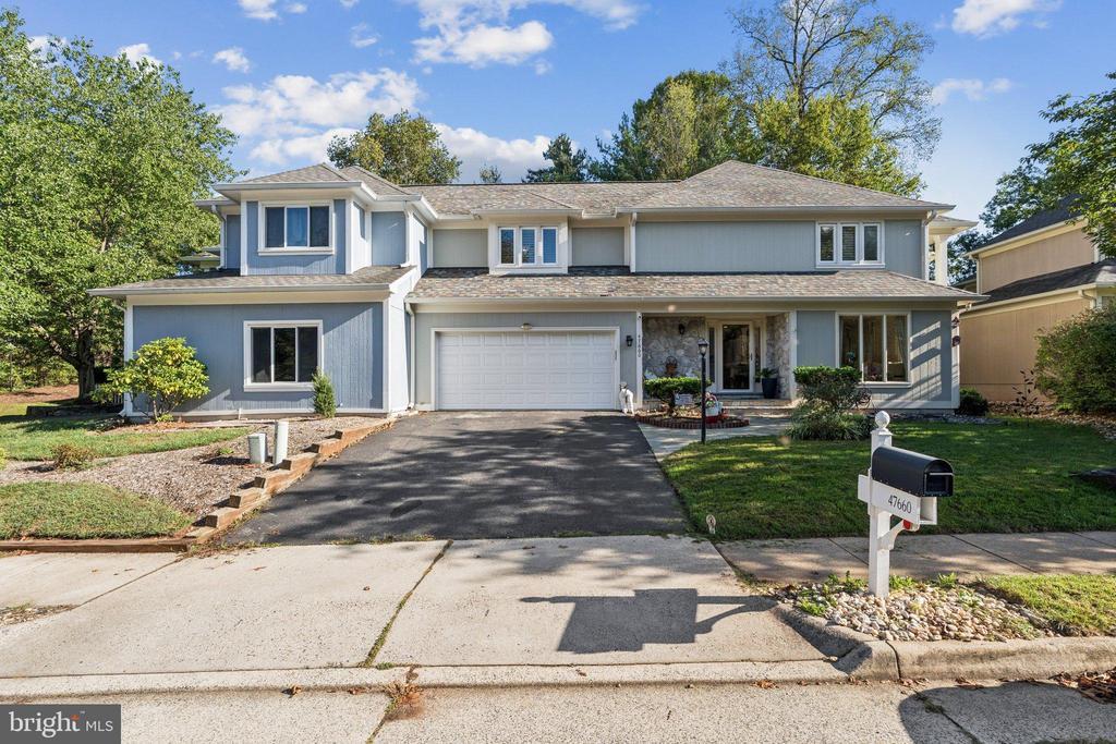 47660 Pennrun Way in Sterling, VA - Building Photo