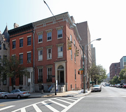 115 W Monument St in Baltimore, MD - Foto de edificio - Building Photo