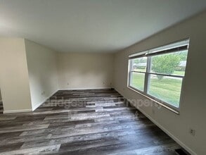 4352 Sunray Rd in Dayton, OH - Building Photo - Building Photo