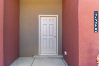 7385 Contenta Ridge in Santa Fe, NM - Building Photo - Building Photo