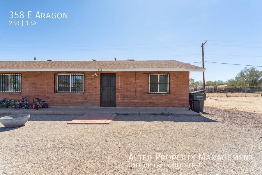 358 E Aragon Rd in Tucson, AZ - Building Photo
