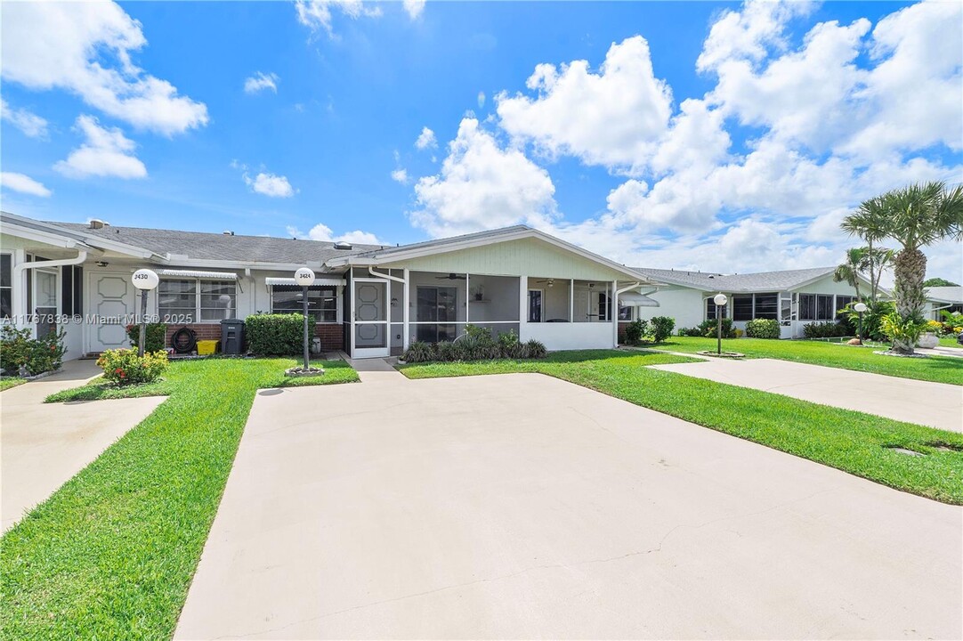 3424 Christopher St in West Palm Beach, FL - Building Photo