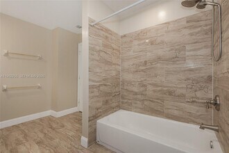 9481 Stanley Ln in Tamarac, FL - Building Photo - Building Photo