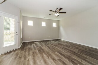 30 Howard Ave in Cartersville, GA - Building Photo - Building Photo