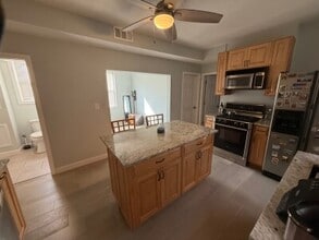 175 Gove St, Unit 3 in Boston, MA - Building Photo - Building Photo