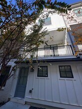 137 Pacer Pl in Atlanta, GA - Building Photo - Building Photo