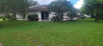 11511 NW 36th St in Coral Springs, FL - Building Photo