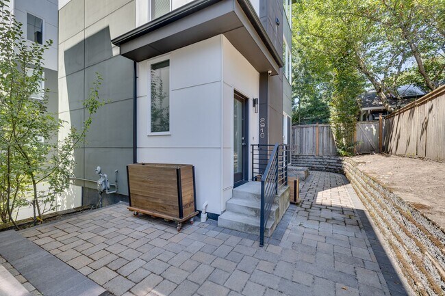 2910 S Jackson St in Seattle, WA - Building Photo - Building Photo