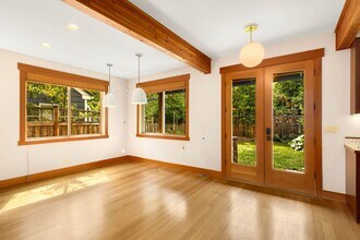 7743 17th Ave NE in Seattle, WA - Building Photo - Building Photo