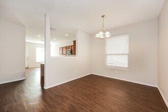 5929 Misty Breeze Dr in Fort Worth, TX - Foto de edificio - Building Photo