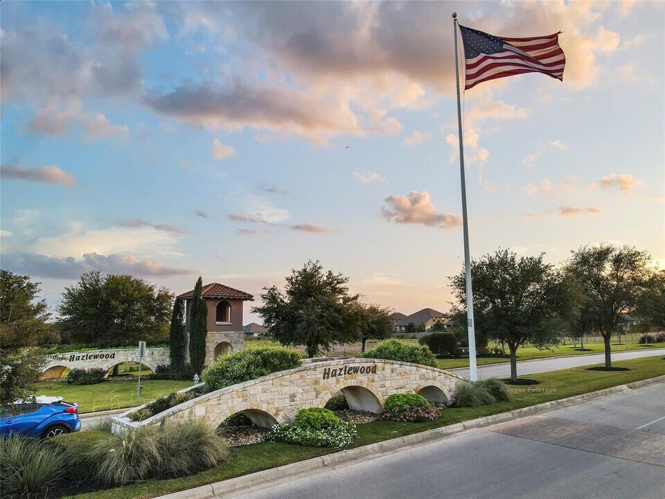 2412 Republic Trails in Leander, TX - Building Photo