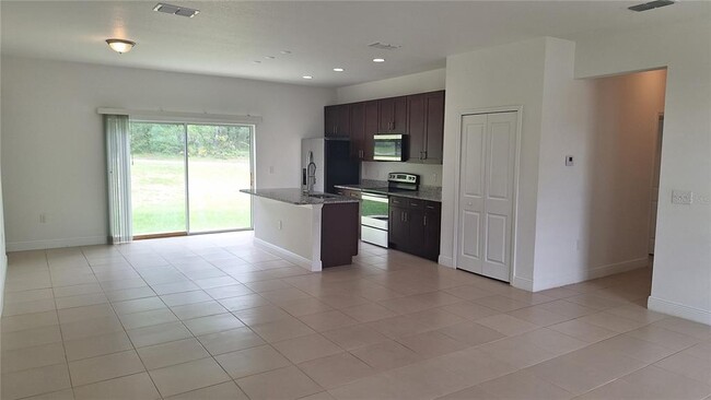 13763 SW 43rd Cir in Ocala, FL - Building Photo - Building Photo